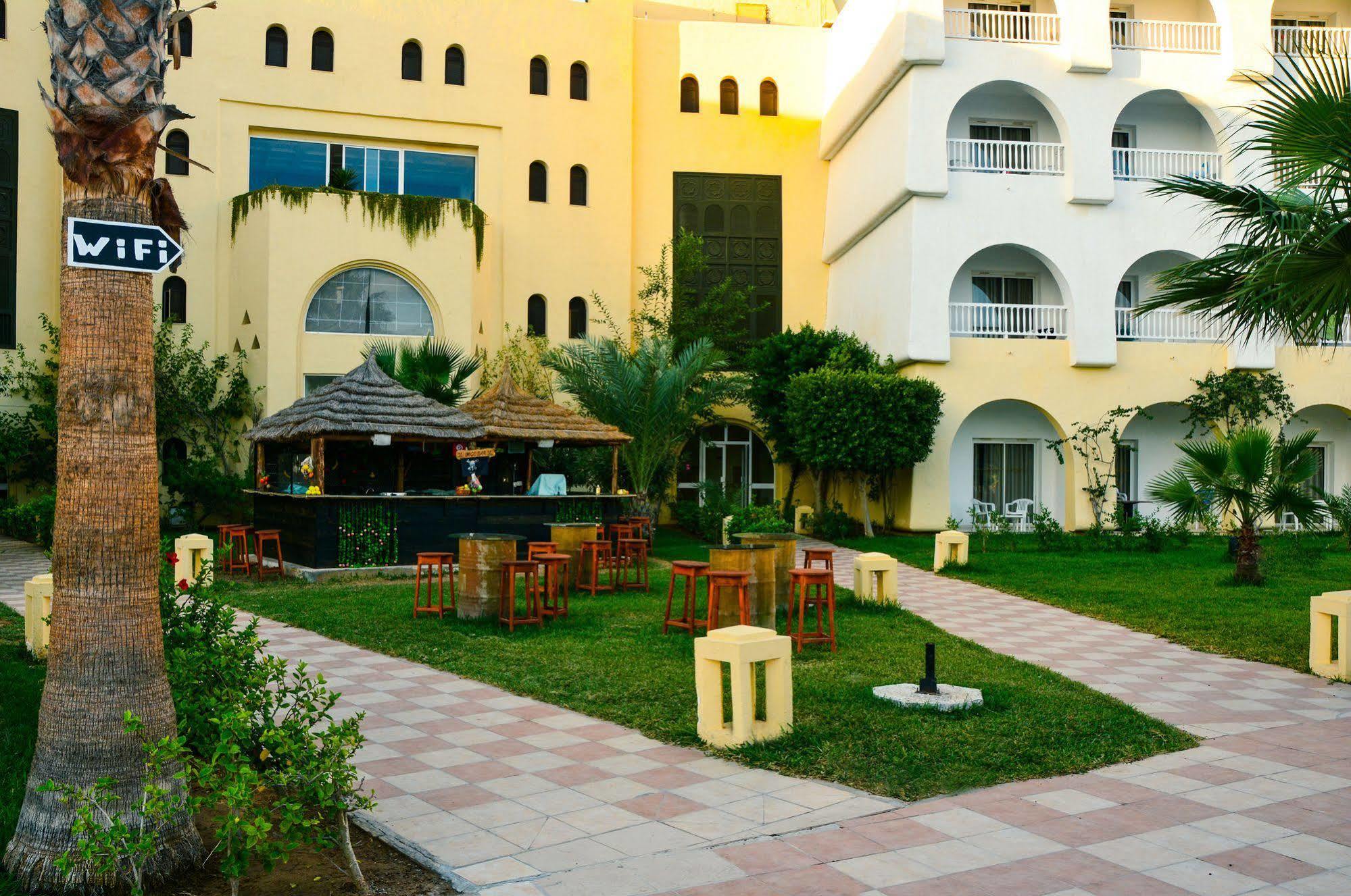 Hotel Sidi Mansour Resort & Spa Temlale Exterior foto